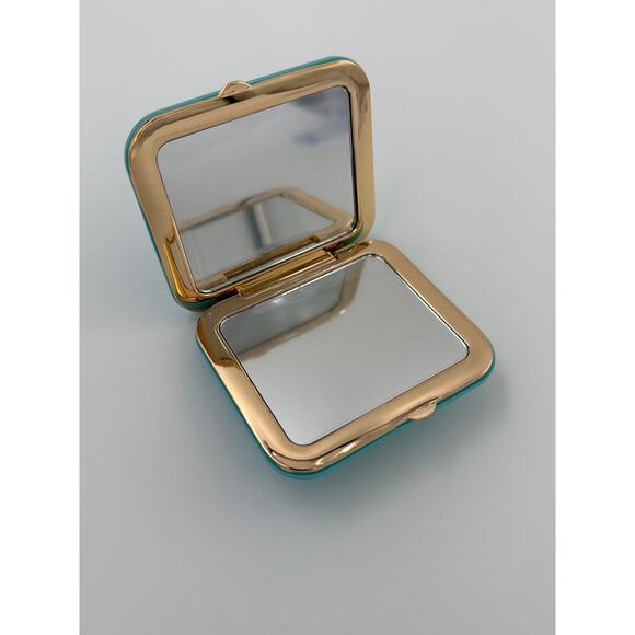 MMG101: Miu Miu Mirror GWP - Picture 4 of 4